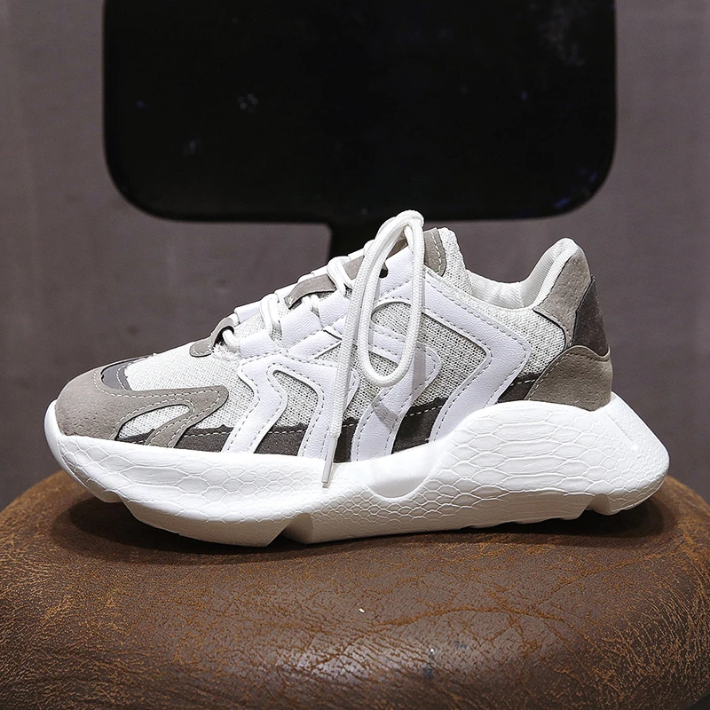 Кроссовки Ulzzang женские на толстой подошве модная повседневная теннисная