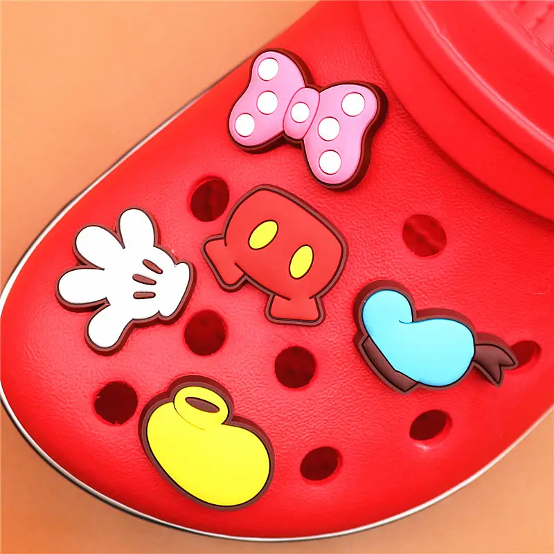 5pcs a Set PVC Cartoon Gloves/Hat/Bow Accessories Shoe Charms Cute Shoe Buckle Decorations fit Croc JIBZ Party Kid's Gifts U86