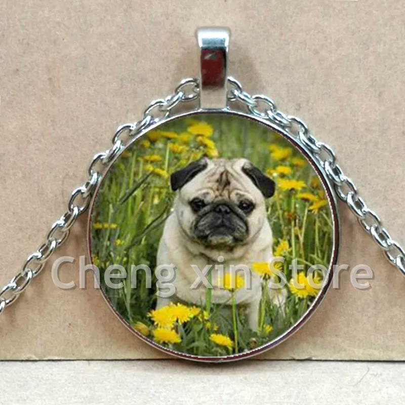Новое стеклянное круглое подвесное украшение с изображением пса породы мопс - лучший подарок для любителей.