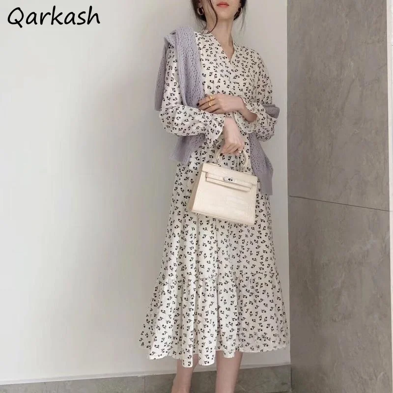 

Floral Dress Women Trendy Mellow Temperament Elegant Ins Ulzzang Retro Empire Vintage Ladies Long Dresses Autumn V-neck Vestido