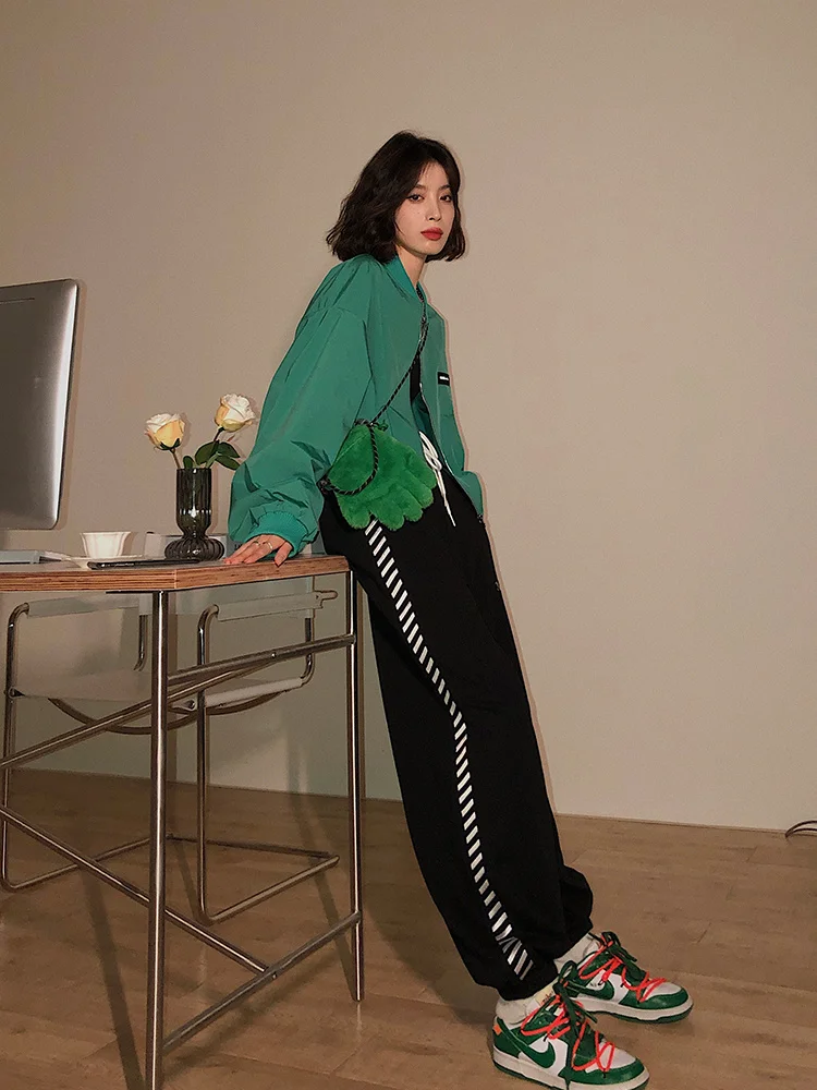 Черные спортивные брюки женские осенние новые свободные повседневные узкие с