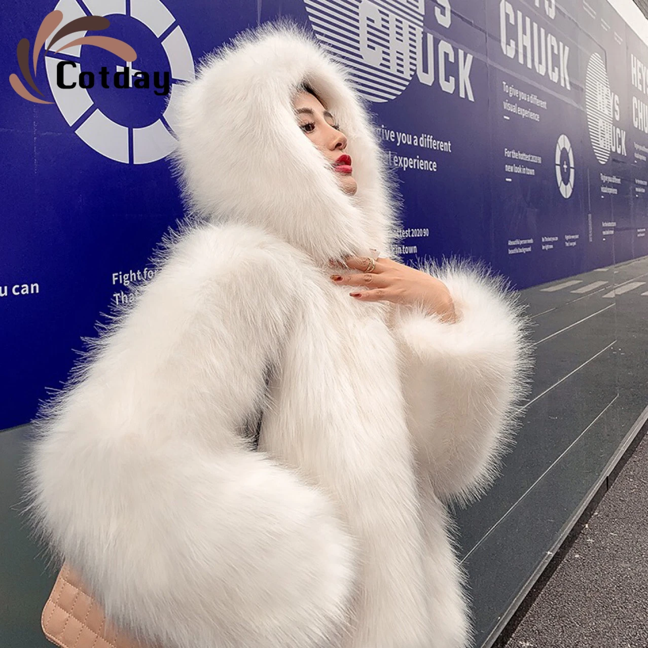 

Cotday Long Sleeve Solid Fashion Hooded Raccoon Fur Woven Fur Coat For Women Short Fur Coat Winter Artificial Fur Women's Coat