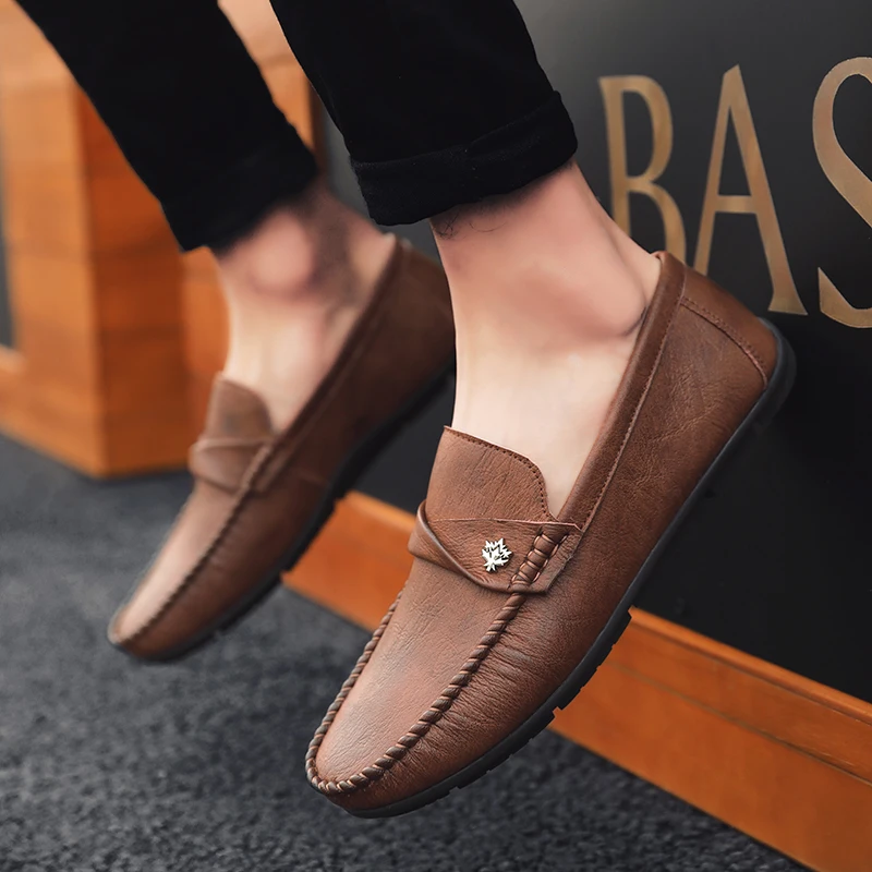 

Дизайнерская кожаная обувь; Мужские лоферы обувь для мужчин; Повседневная обувь; Сезон осень 2020 года; Удобные мягкие мокасины без шнуровки; ...