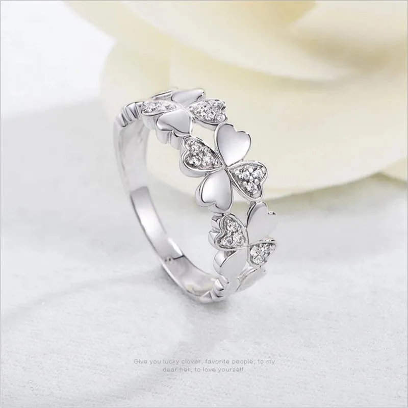 Кольцо женское из серебра 925 пробы с цирконом в виде клевера | Украшения и