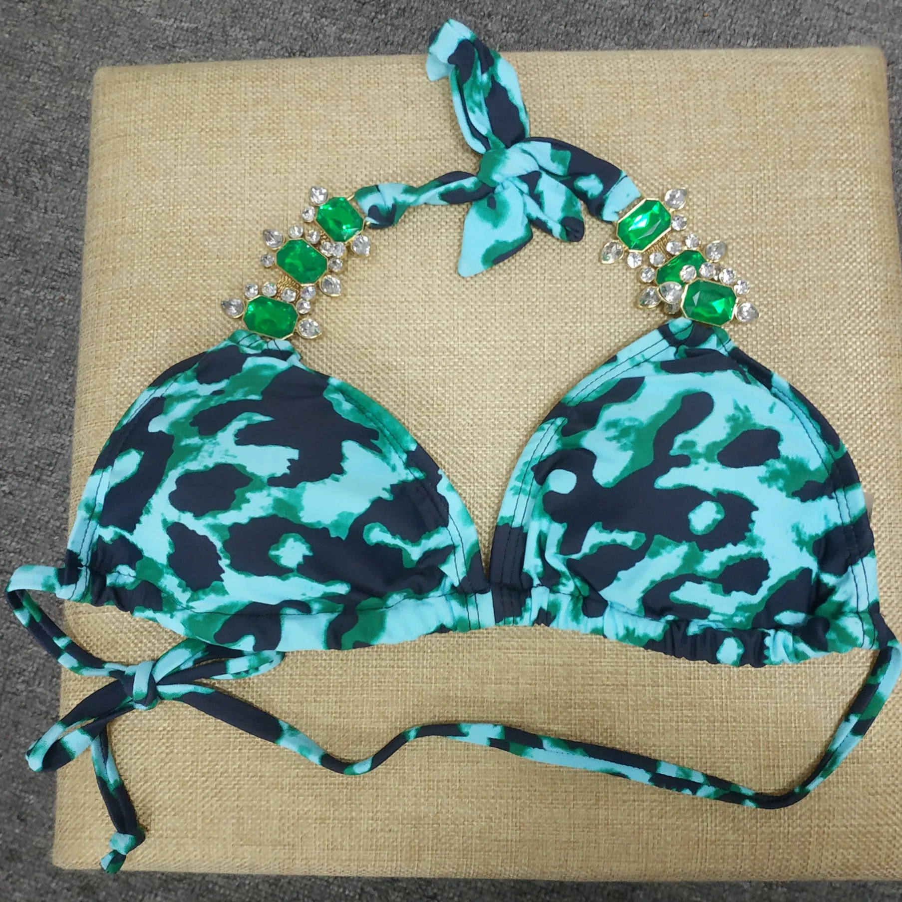 Retro two-piece swimsuit green leopard print exquisite rhinestone halterneck strap bikini swimwear women 2 piece set women