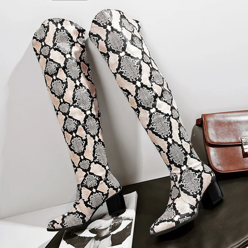 Sungtin 2021 новые серпантиновые женские высокие сапоги модные классические выше