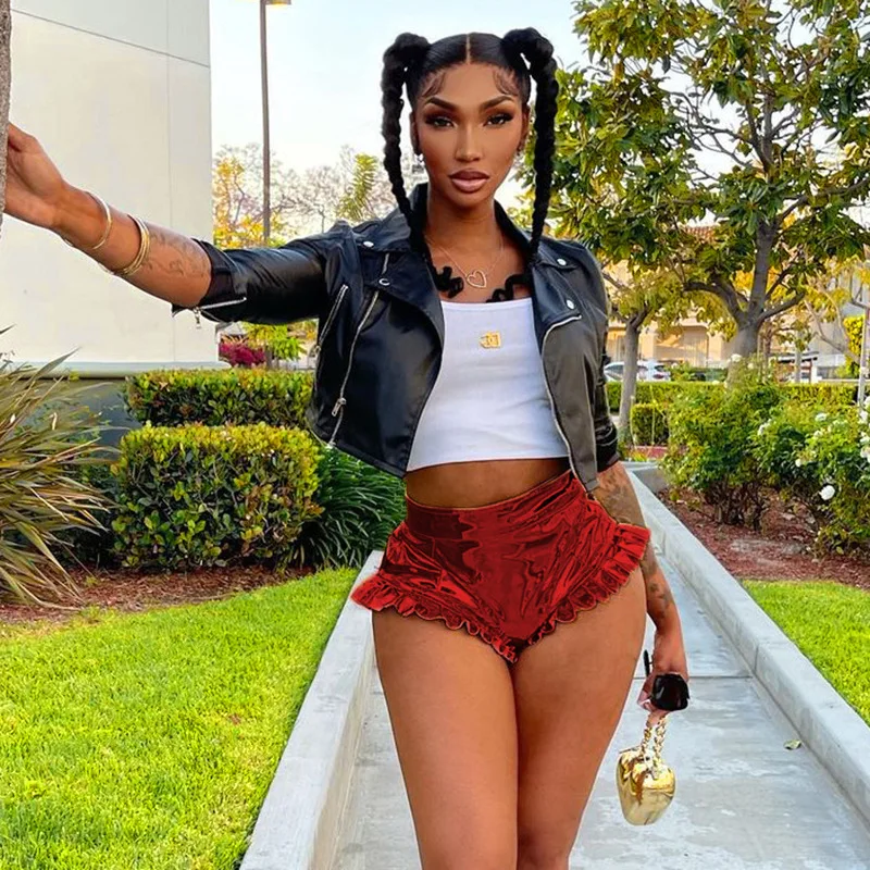 

K21PT256 European and American fashion women 2021 summer new style solid color sexy wood ear V-shaped PU leather shorts