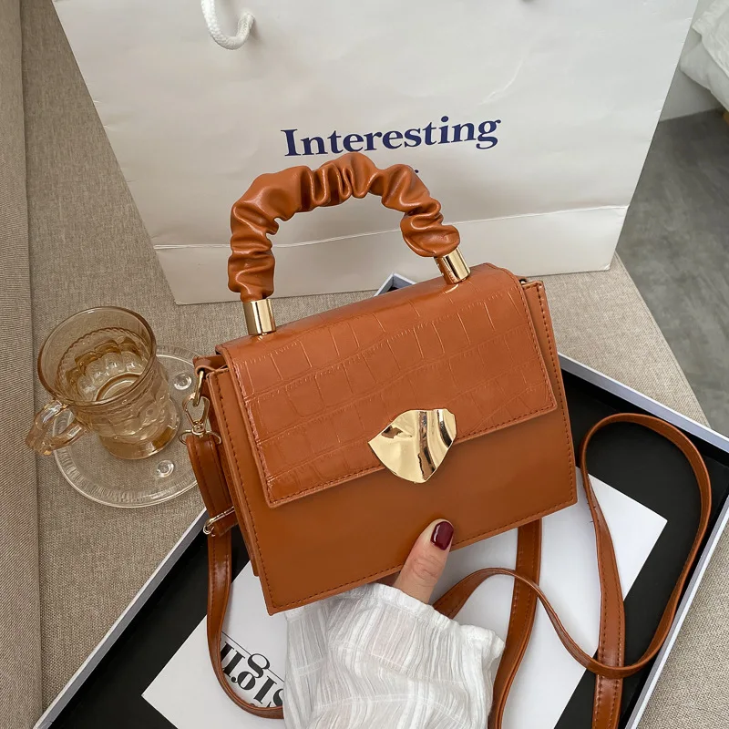 

OLUOLIN Women Small PU Leather Crossbody Bags Designer Lady Shoulder Messenger Bag Purse Casual Cross Body Bag New Style