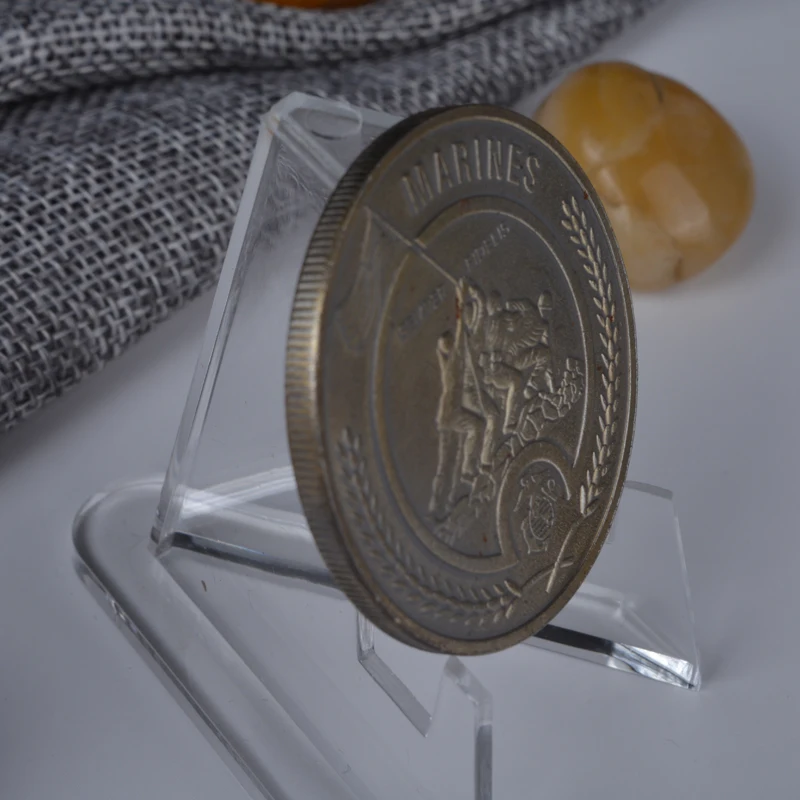 Военная морская пехота США подняла свой флаг и зарядилась в битву за военную