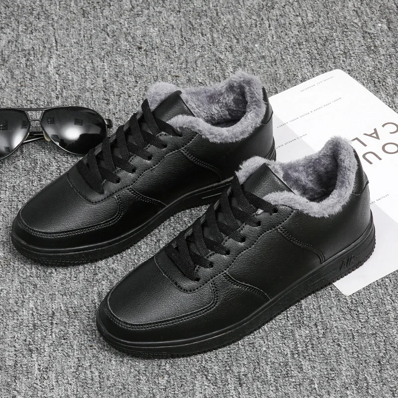 

Men's Sneakers 2021 Comfortable Light Casual Shoes for Men Breathable Black Men Skateboard Shoes Big Size Tenis Masculino