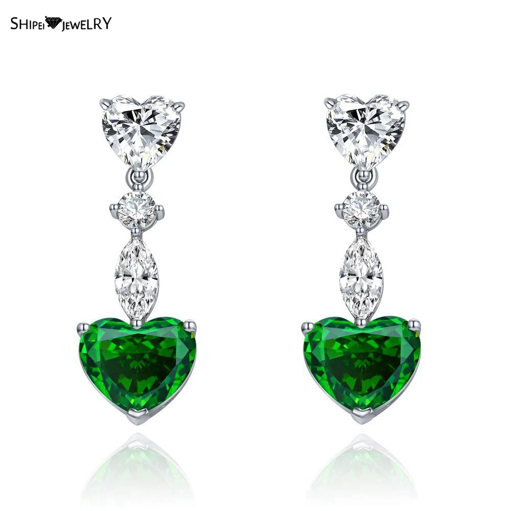 

Женские серьги-гвоздики из серебра 925 пробы с муассанитом