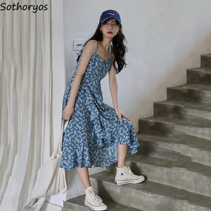 

Женское шифоновое платье на бретелях-спагетти, свободное элегантное винтажное платье до середины икры с цветочным принтом и открытой спино...