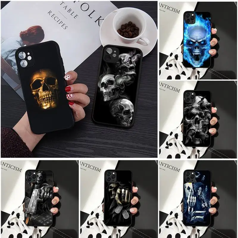 

Skeleton Middle Finger skull fire horror Phone Cases Matte Transparent for iPhone 7 8 11 12 s mini pro X XS XR MAX Plus funda