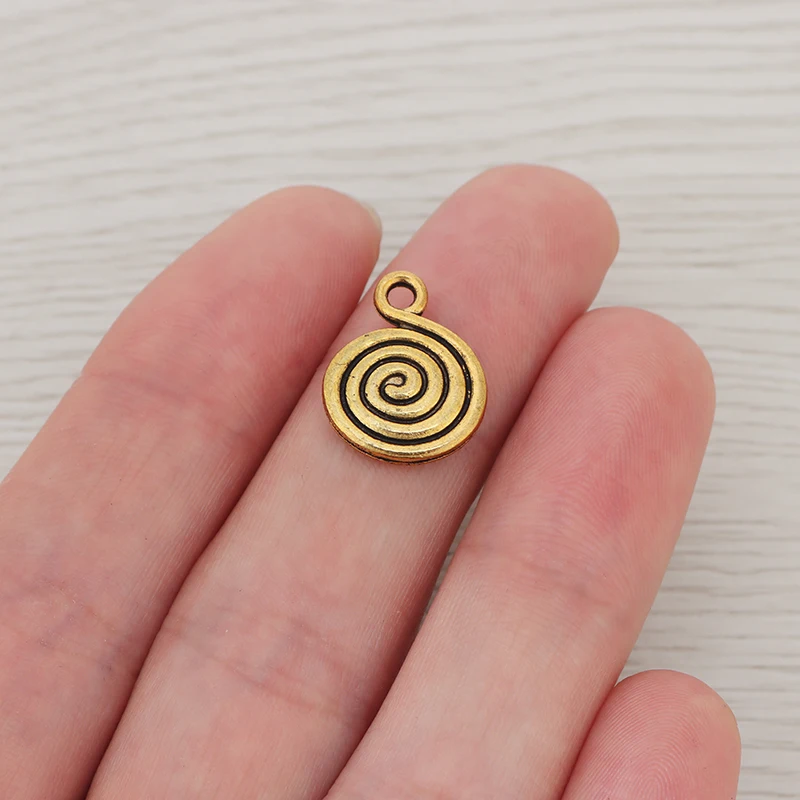 Круглая подвеска в античном стиле бусины подвески золотистого цвета форме