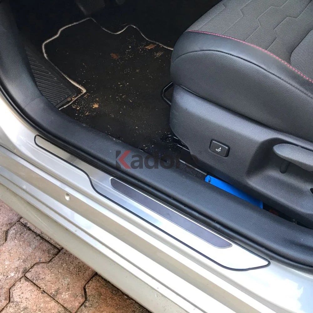 Для Toyota Corolla хэтчбек из нержавеющей стали новые накладки на пороги, накладки на пороги, автомобильные накладки на пороги