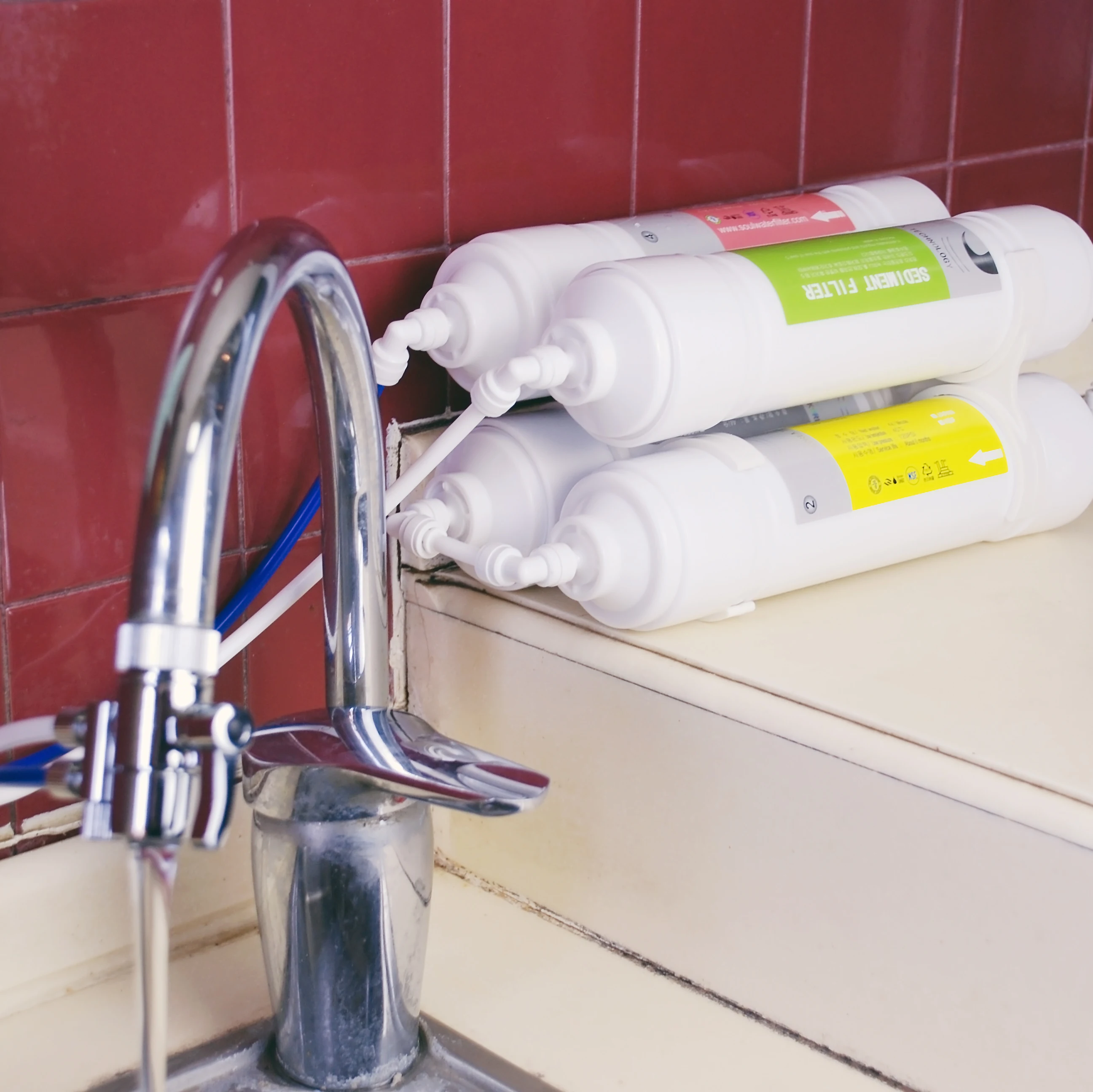 

Coronwater Water Purifier 4 Stages Portable Ultrafiltration Drinking Water Filter System PUI-4 RUOWH300