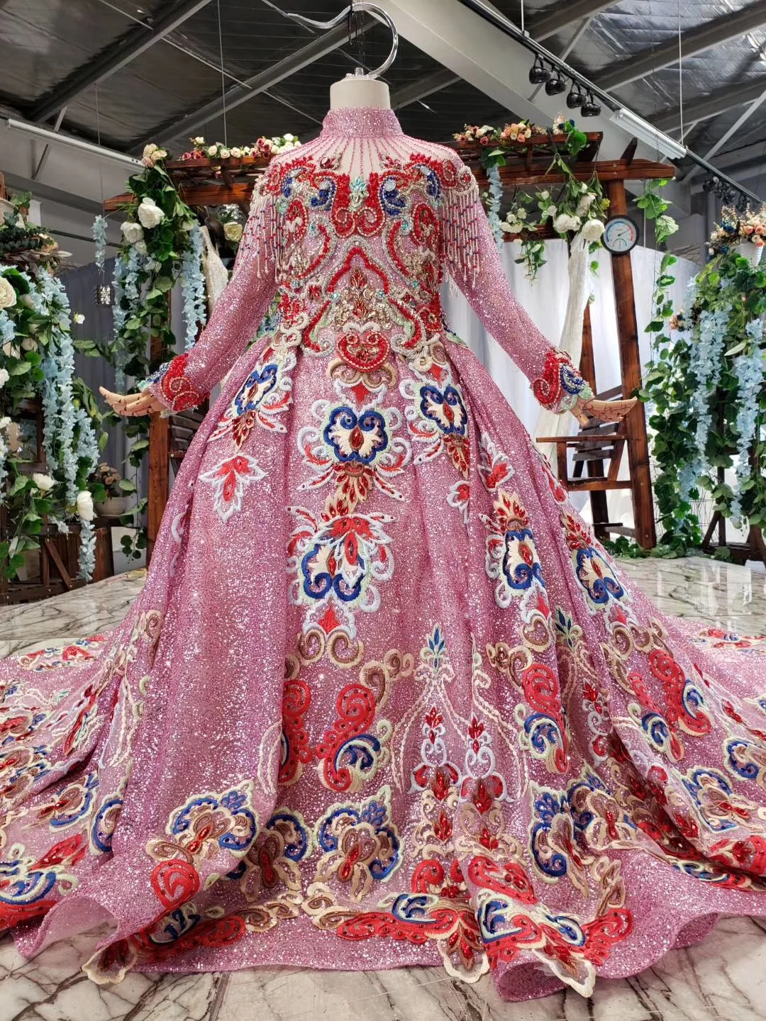 

Puffy Pink Birthday Party Dress For Baby Girl 2019 Flower Girl Dresses For Weddings Kids Elegant Long Sleeve Pageant Gown