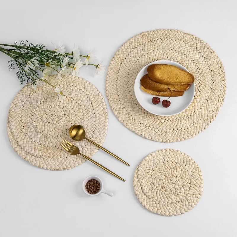 

Corn Fur Woven Placemat Round Rattan Dining Table Mats Heat Insulation Pot Holder Coffee Drink Tea Cup Mug Coaster Kitchen Decor