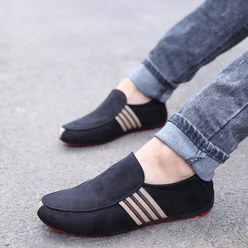 

Soft Men Peas Loafers High Quality Men Flats Gommino Driving Shoes Fashion Summer Style Comfortable Male Shoes