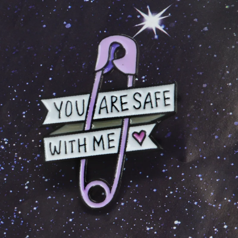 Креативные Броши You Are Safe with Me для женщин фиолетовое сердце защитная бумага зажим