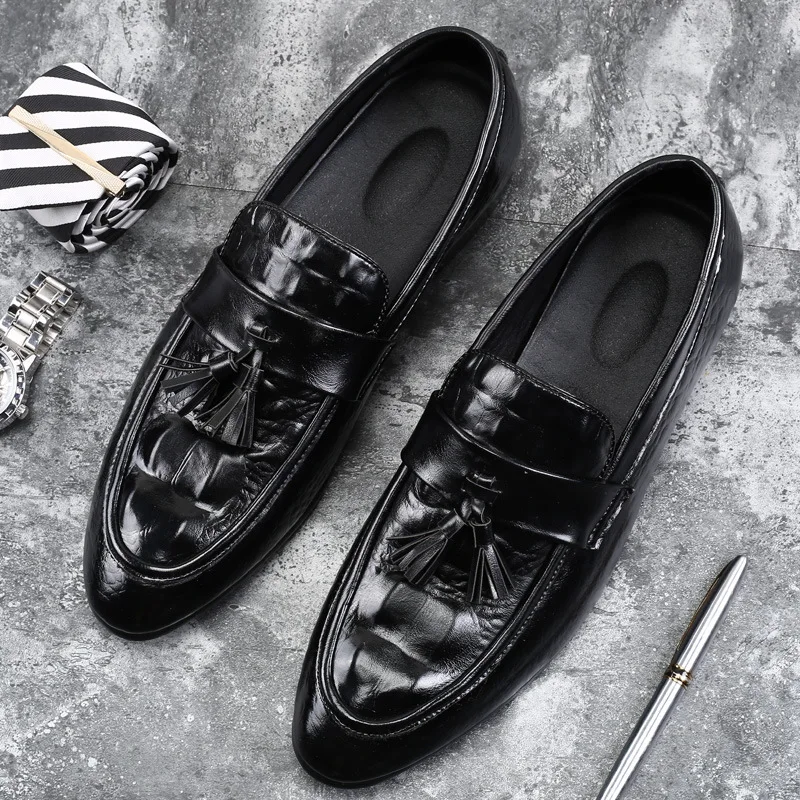 

2018 Fashion Tassels Slip-On Leather Shoes Doug Dress Loafers Pointed Toe Moccasin Wedding Driver Shoes Large Size 38-48