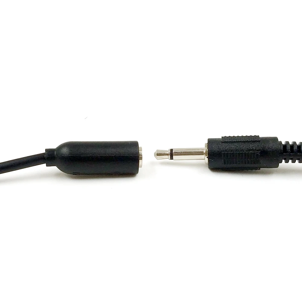 

Biurlink 150CM For Volkswagen Skoda Touran Golf RNS2 MFD2 CD 18Pin AUX IN Port 3.5MM Audio Bluetooth Microphone Adapter Cable