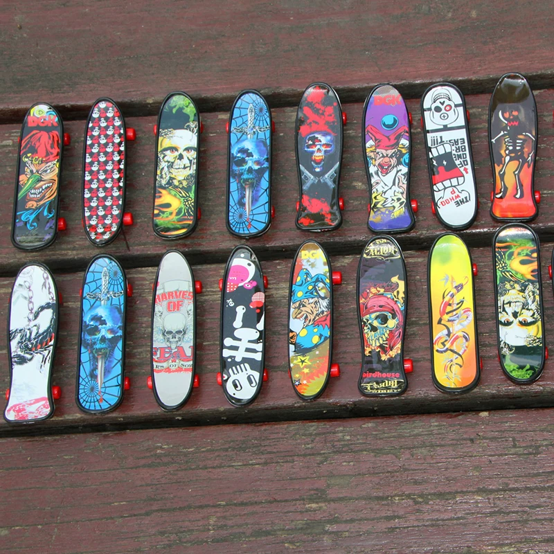 4 шт./компл. необычные цветные пластиковые скейтборды для пальцев с мультяшным