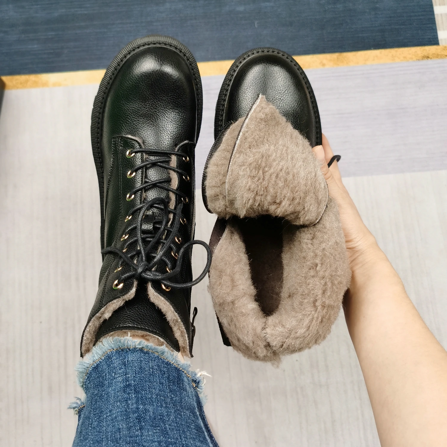 QUTAA/женские ботильоны из шерсти Модные теплые ботинки в байкерском стиле на меху