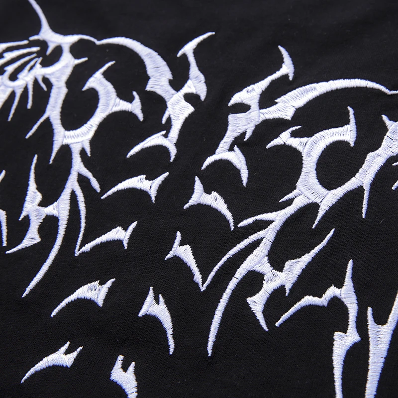 

2021 Summer Teachwear Tees Shirt Gothic Devil Wings Hip Hop Men Embroidery Short Sleeve Tshirt Cotton Harajuku Tops Streetwear