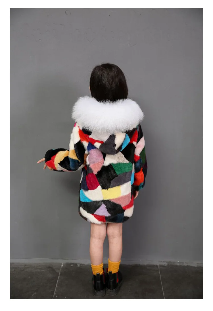 Норковая куртка с капюшоном для девочек теплая зимняя из натурального меха