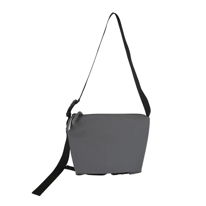 

Japanese Ins Black Shoulder Bag Hip-hop Female Street Trend Personality Casual Locomotive Soft Leather Student Wild Shoulder Bag