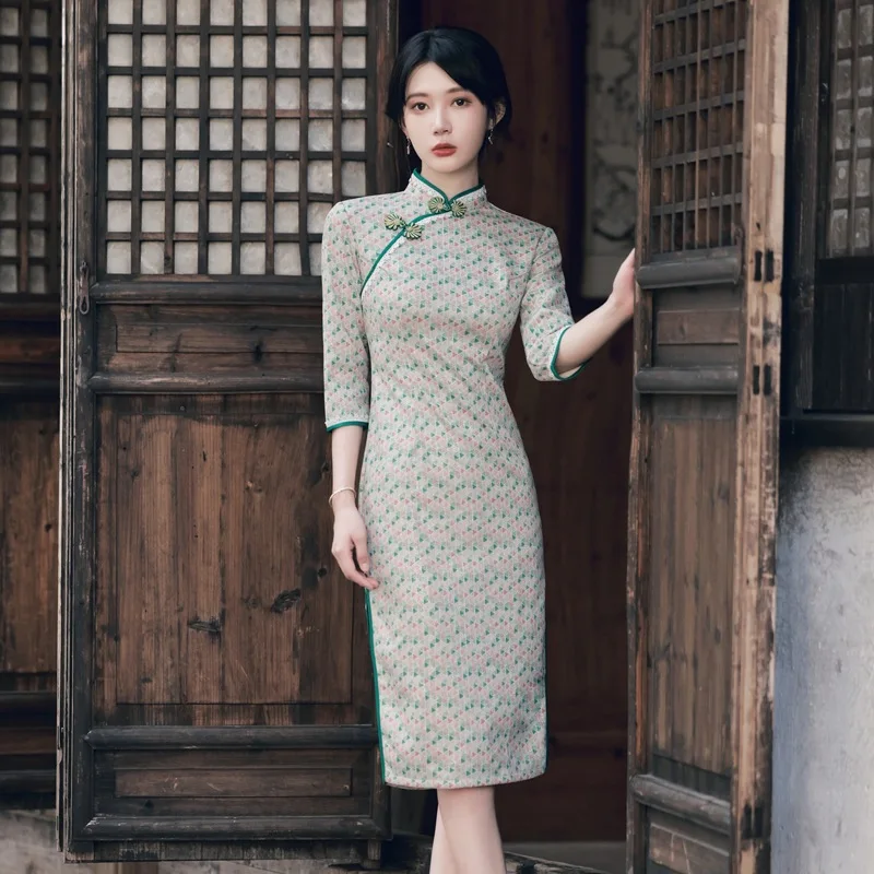 

Velour Side Split Qipao Mandarin Collar Slim Cheongsams Plus Size Female Short Sexy Chinese Dress Evening Party Vestidos Gown