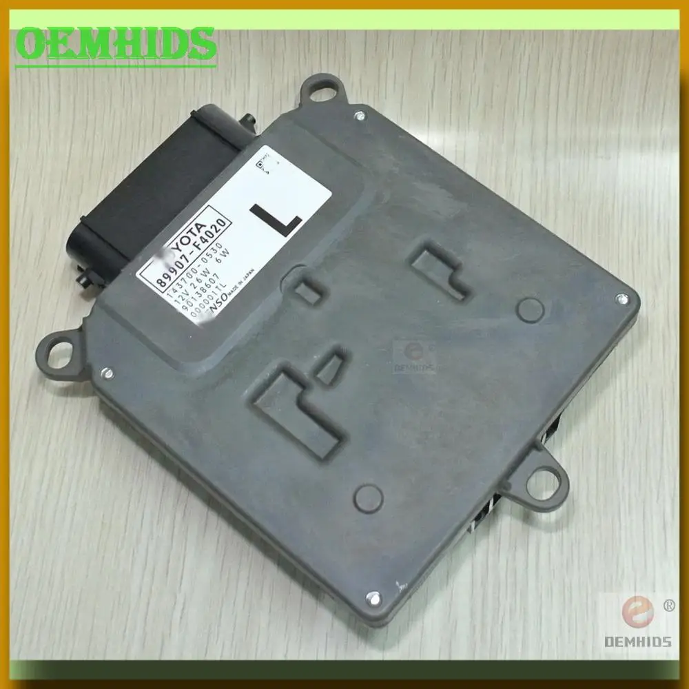89907 F4020 Левый 1 шт. абсолютно новый оригинальный OEMHIDS OEM Автомобильный светодиодный