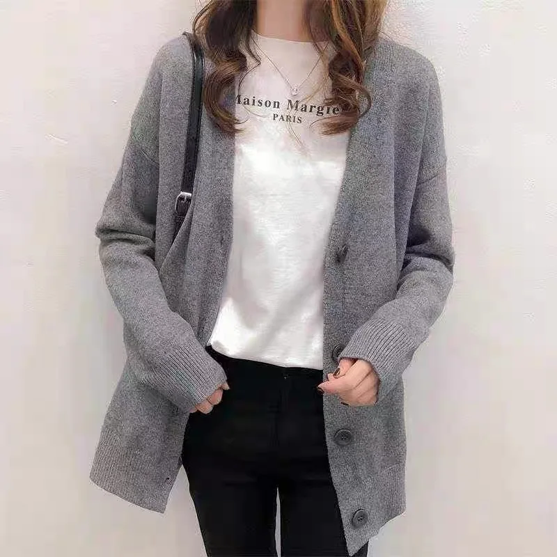 

BETHQUENOY Woman Winter Clothing Coat Sueters De Mujer 2021 Hiver Truien Dames V-Neck Knitted Tops Women Gray Cardigan Sweaters