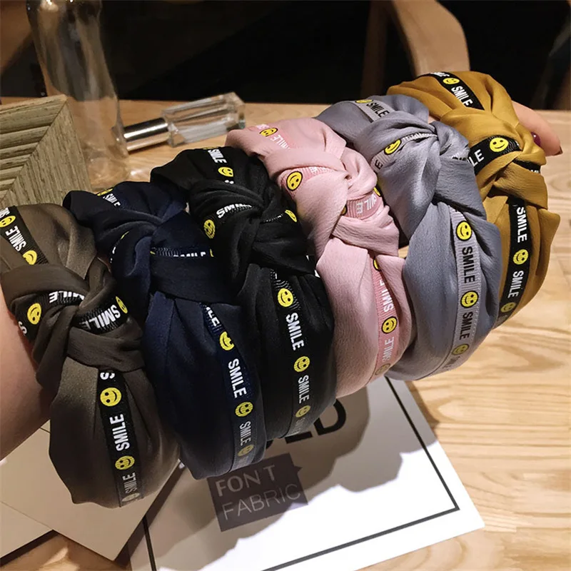 

Ladies Smile Face Prints Knot Headbands Fashion Handmade Wide Silk Hair Bands Accessoris Hoops for Women Girls Hairband Headwear