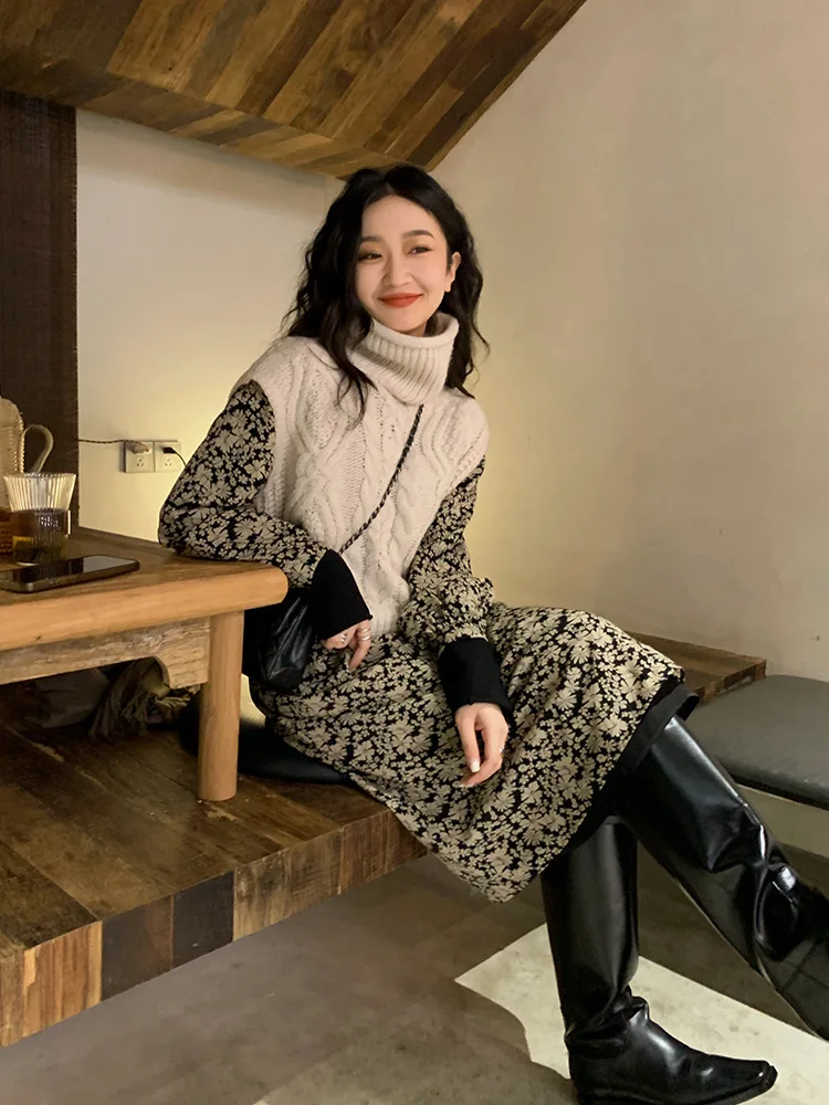 

Женский свитер с высоким воротником и принтом, Осень-зима 2021