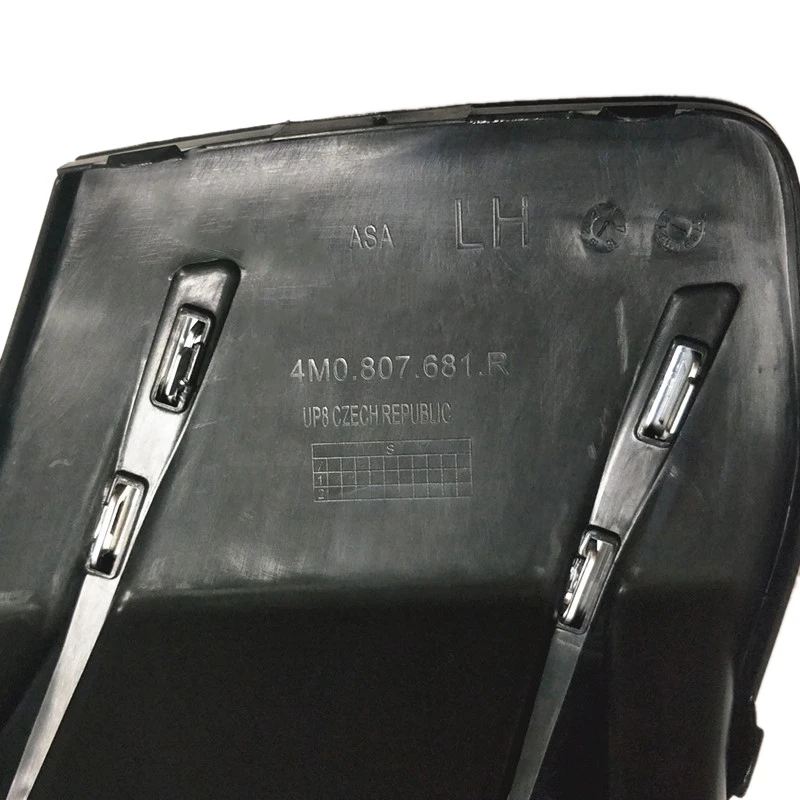 

+ Penger, , , -Q7 S-Line 2015 4M0807681D 4M0807682D