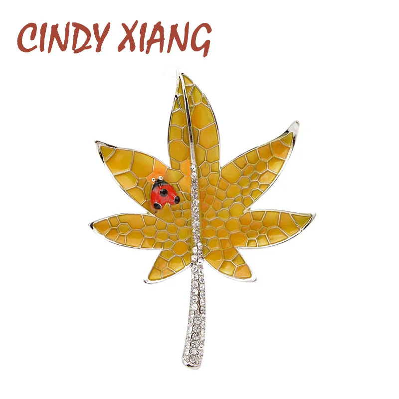 CINDY XIANG эмаль клен Броши для женщин маленькая Божья коровка булавка Креативный дизайн Модная Брошь Стразы ювелирные изделия Аксессуары для пальто
