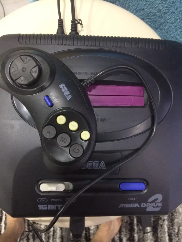 16 бит для игровой консоли SEGA MD 2 с переключателем режима США и Японии оригинальных