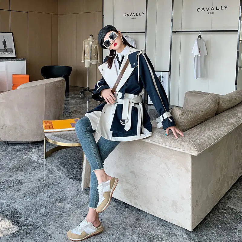 

2021 Spring New Temperament Contrast Color Splicing Double Breasted Lace Up Coat Loose Fashion Hooded Windbreaker Coats