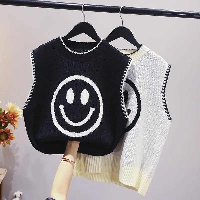 

Women 2022 Fashion Jacquard Smiley Loose Knitted Vest Sweater Vintage V Neck Sleeveless Female Waistcoat Chic Tops Vest Women