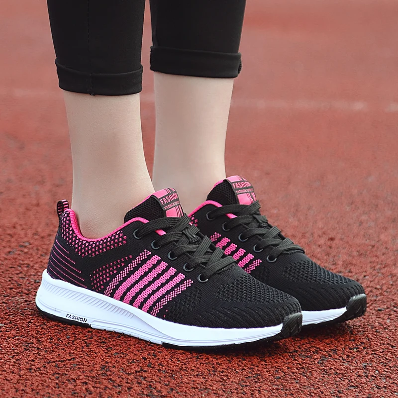 

Кроссовки женские OKKDEY, на шнуровке, с технологией Flywoven