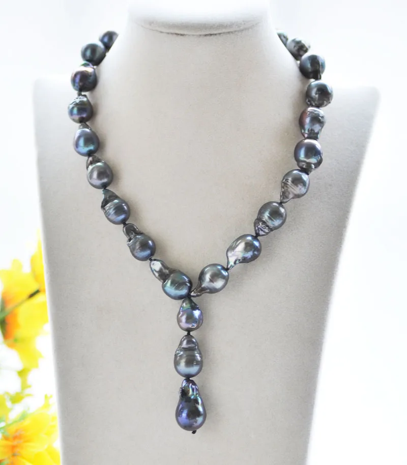 

P7234 17" 22mm Black Baroque Keshi Pearl Choker Necklace & pendant