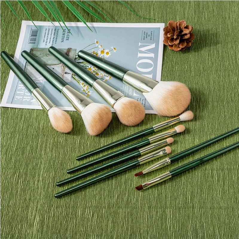 

10pcs Makeup Brush Set Face Cosmetic Beauty Eye Shadow Foundation Blush Tools Wooden Handle Brush Women Facial Make Up Brush