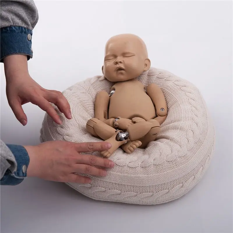 

Newborn Photography Props Baby Posing Pillow Newborn Positioner Baby Cushion Pillow Infant Photography Accessories Studio Shot