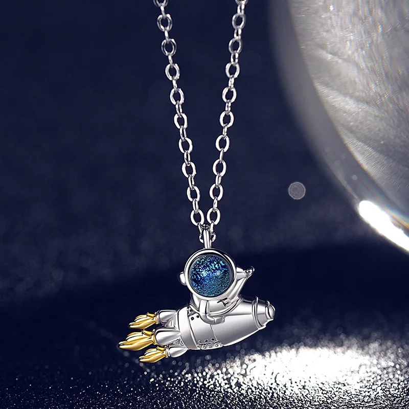 

925 Sterling Silver Astronaut Cute Gold Moon Pendant Collar Chain Necklace for Women Men Lover Couple Gothic Necklace