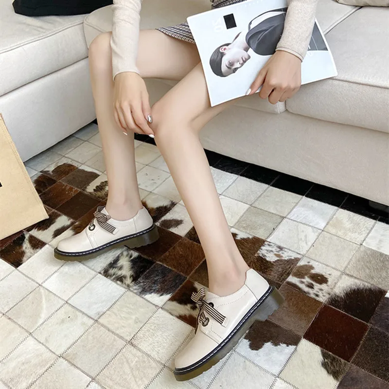 British Style Retro Leather Shoes Women's Autumn Versatile Lefook Shoes Women's Flat Bottom Thick Heel Big Size Shoes Flats