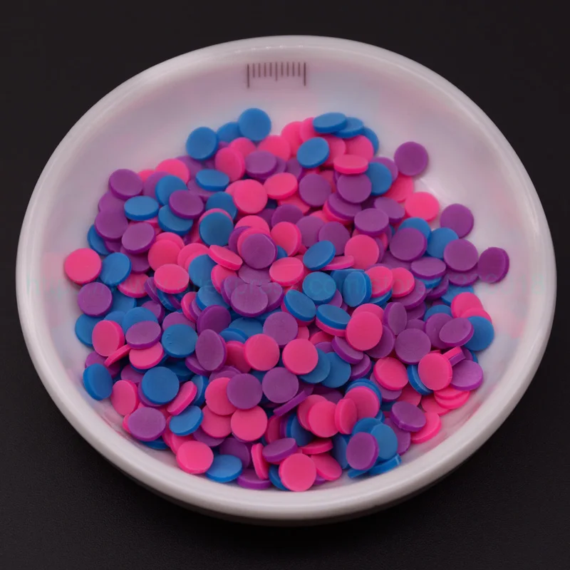 65 г около 6 мм в горошек полимерные кусочки глины разбрызгивают для украшения