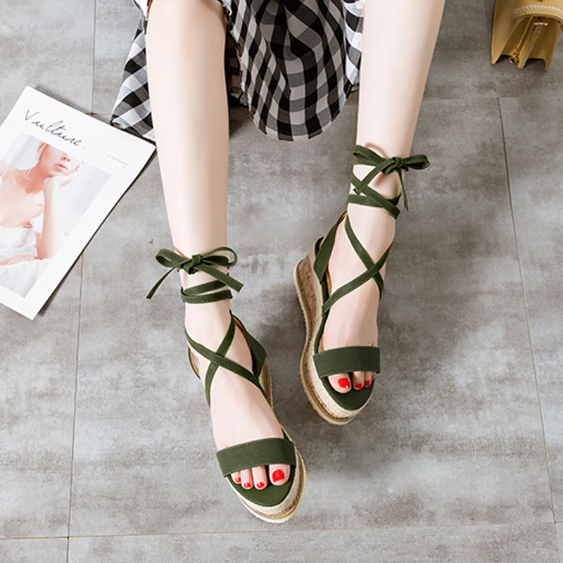 Летние женские сандалии женская обувь на шнуровке Пикантная открытая плоской