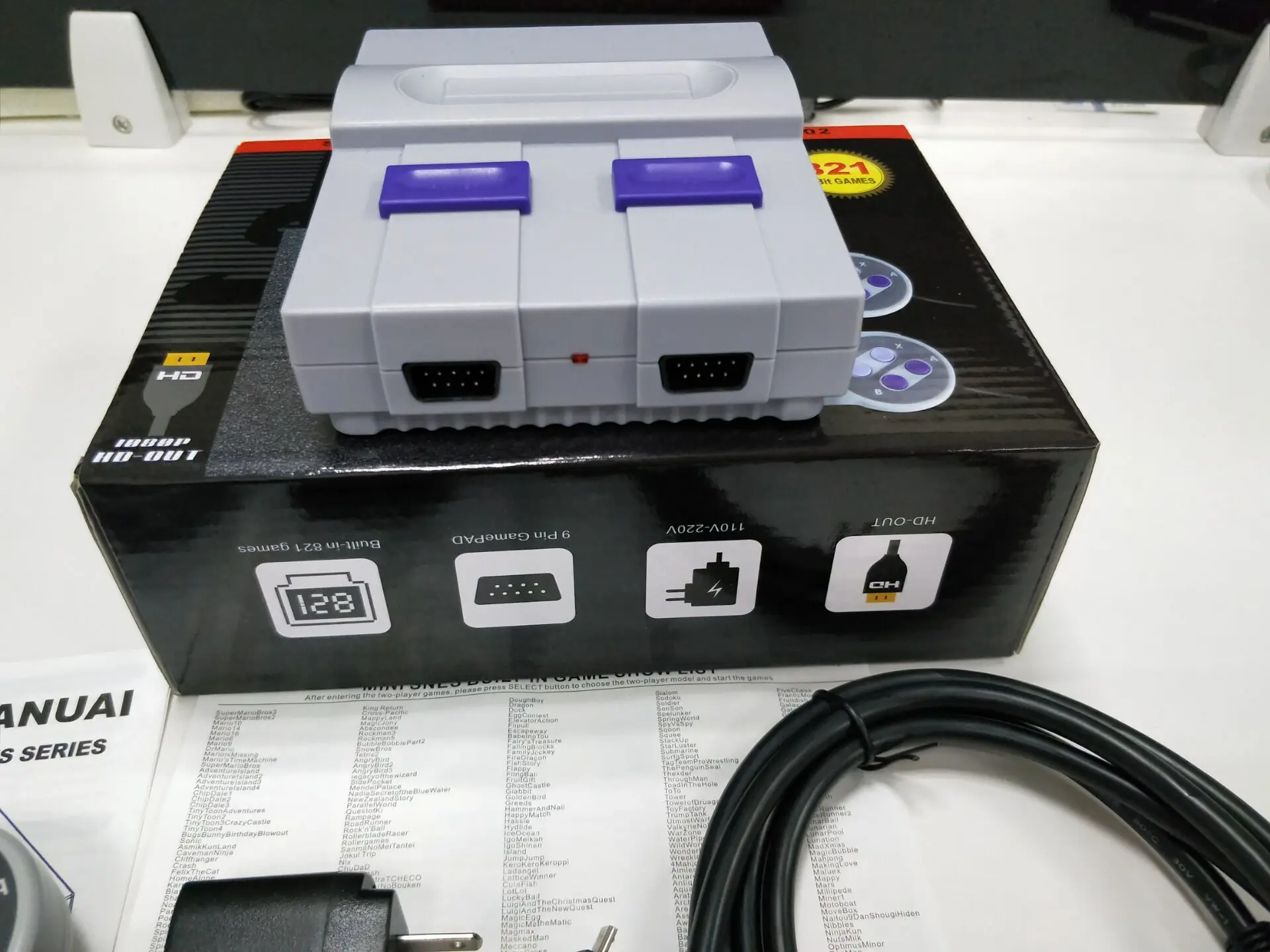 

Game Console SNES HD MINI Game Console SNES 8-bit TV Game Console Has 821 SFC Built In Video Game Retro Game